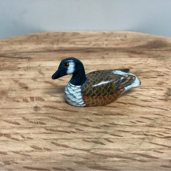 Hand Carved Set of Solid Wood Ducks - Mallard / Loon - Hand Painted - Excellent - Picture 2 of 12